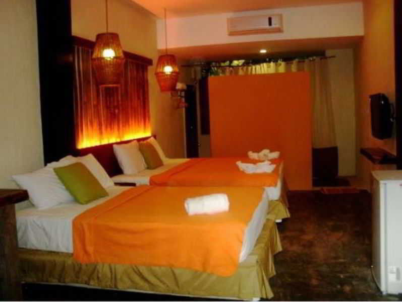 Bale Mi Hotel Balabag  Exterior photo